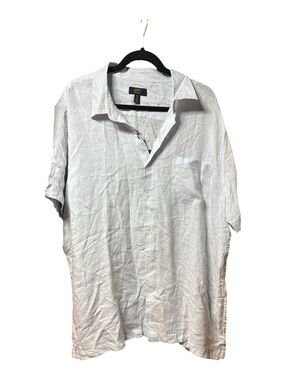 Linen Club Room in Billowing Cloud button up